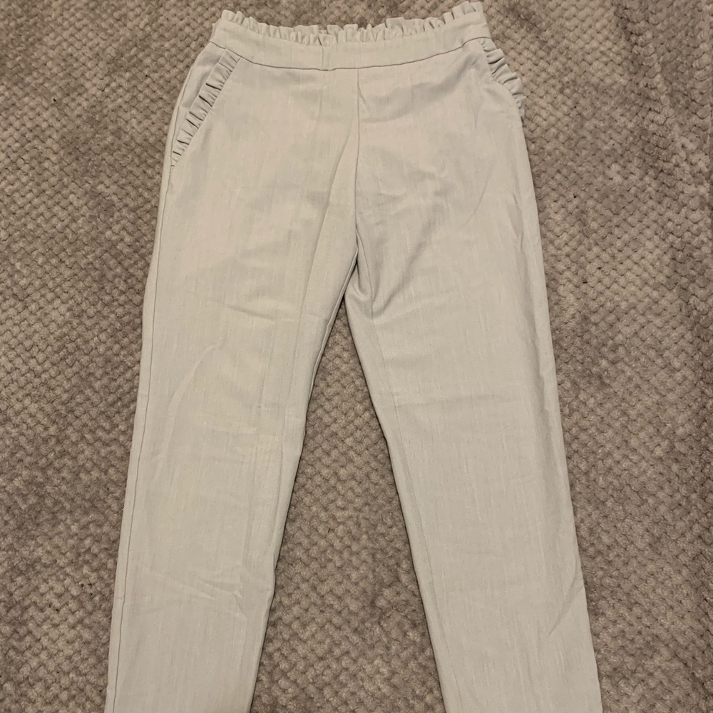 Light blue pants with ruffled waist